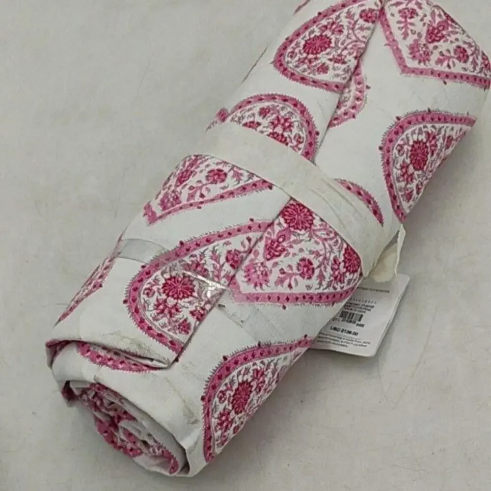 Pottery Barn Heart Block Tablecloth Rectangle 70x126